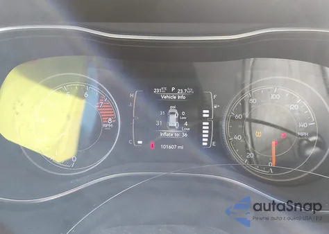 2019 Jeep Cherokee Latitude 4X4 из США, поврежденный, VIN 1C4PJMCX2KD217671